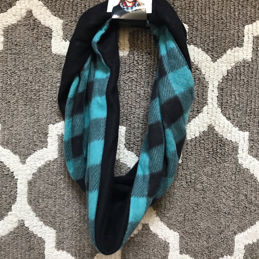 Plaid scarf